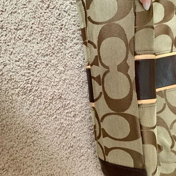 Coach Brown and Tan Signature Tote - Picture 4 of 12